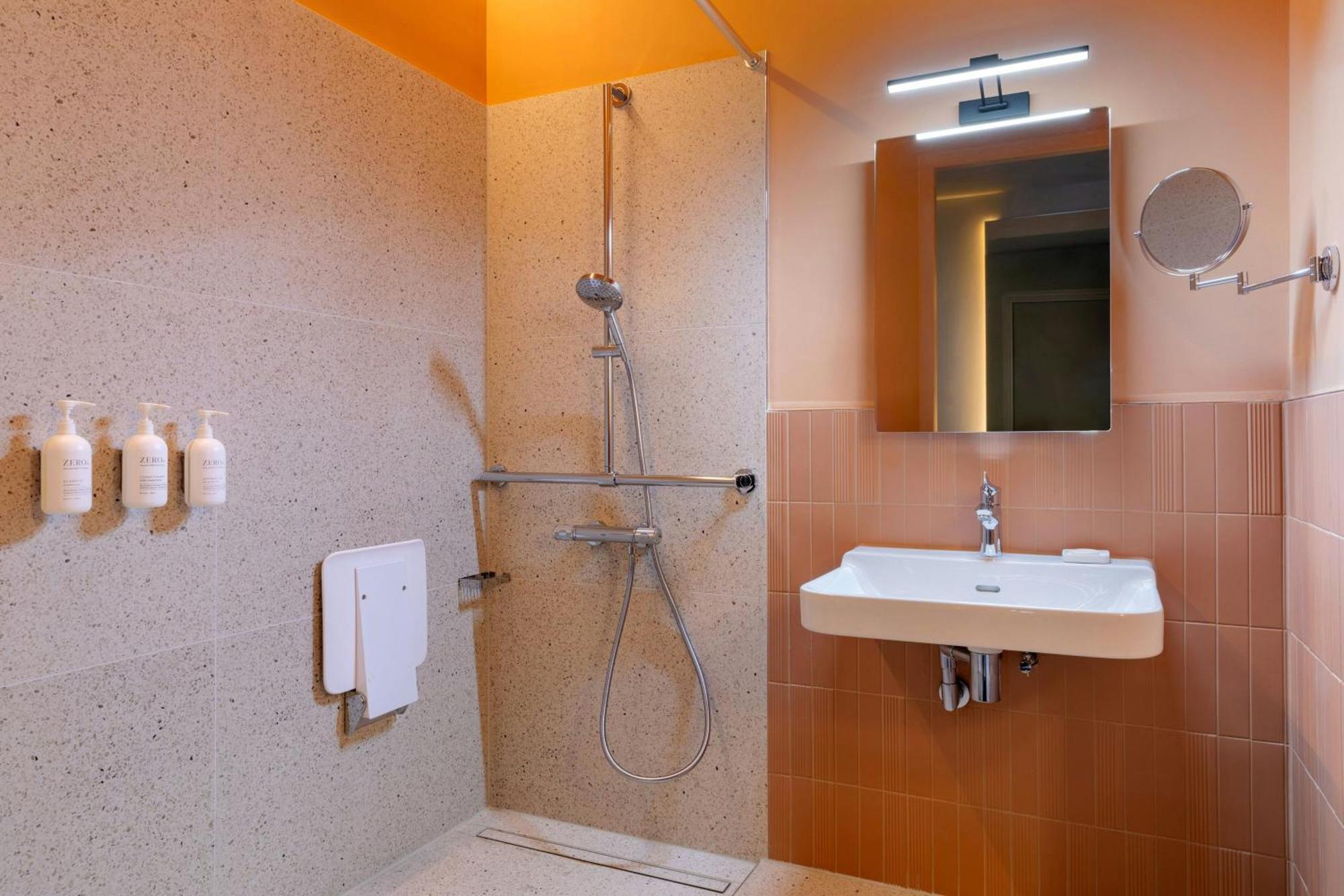 The Rebyl, Nijmegen, A Tribute Portfolio Hotel Bagian luar foto