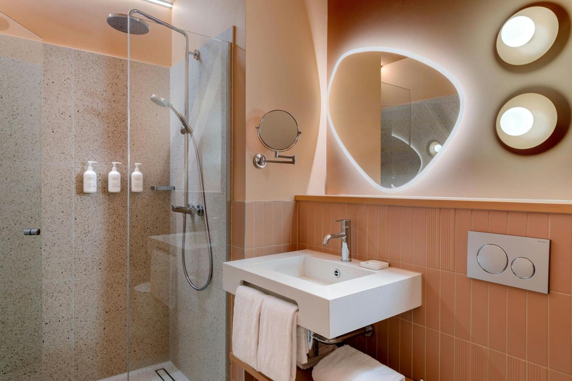 The Rebyl, Nijmegen, A Tribute Portfolio Hotel Bagian luar foto